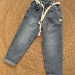 light wash Denim Jeans With Belt