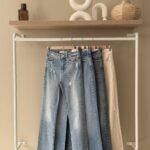 High waist straight cut jeans
