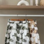 Rosette textured mini skirt
