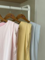 Padded shoulder t-shirt - Image 2