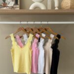 Floral lace strap ribbed tank top