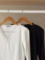 Lace trim v-neck cotton top - Image 2