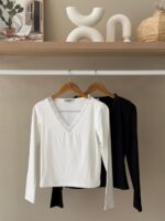 Lace trim v-neck cotton top