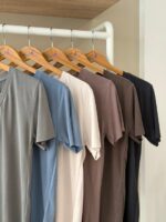 Essential side slit v-neck relaxed t-shirt - Image 2