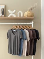 Essential side slit v-neck relaxed t-shirt