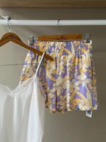 Lace trim cami and tropical short pajama - Image 2