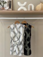 Geometric rope print front twist top