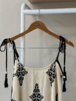 Printed reversible handkerchief hem beige and black top - Image 2