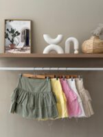 Tiered ruffle linen mini skort