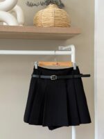 Belted pleated A-line black skort