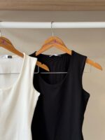 Classic round neck cotton tank top - Image 2