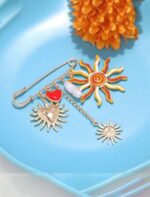 Ocean life pin brooch - Image 2