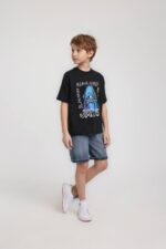 shark escable t-shirt
