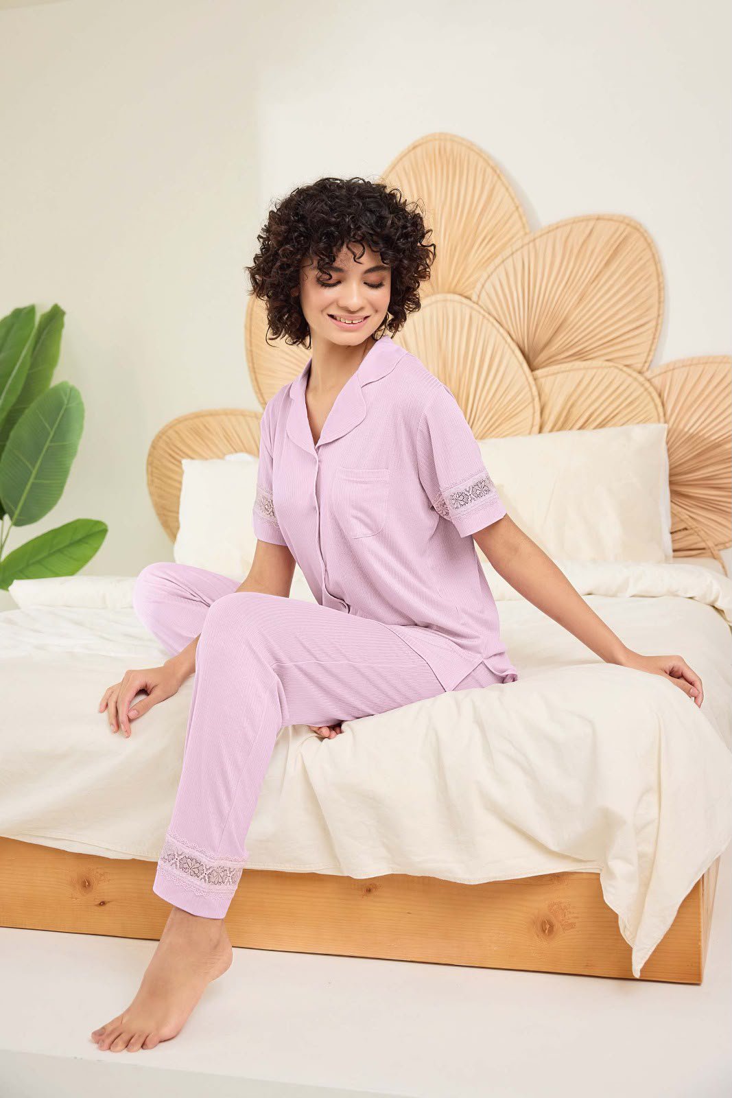 2026/08/1000717132.jpg Lace trim short sleeve pajama set - Image 1
